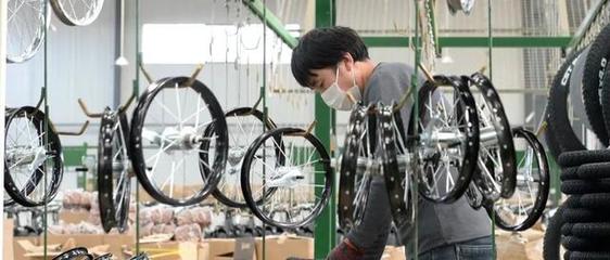 別急著擺攤！塑料行情異動(dòng)背后 中國(guó)自行車與電動(dòng)車全球搶購潮催生新機(jī)遇